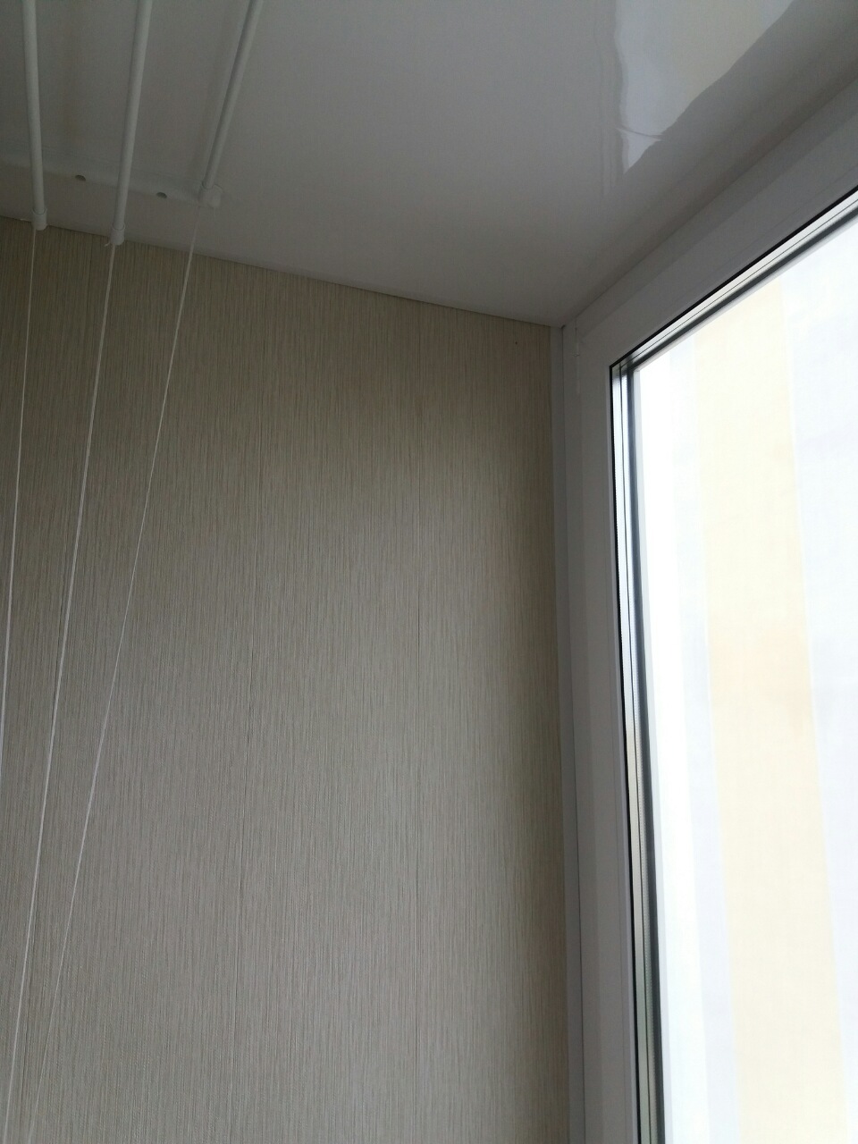 Обшивка балкона ламинированными панелями ПВХ